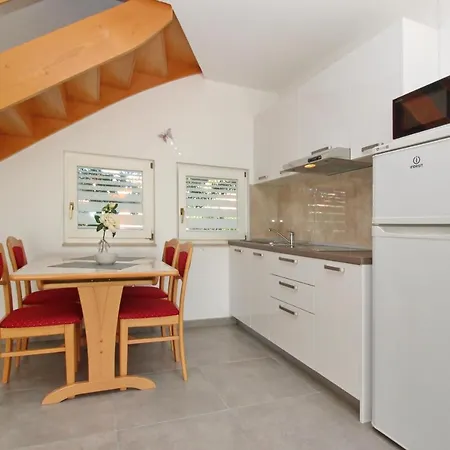 Apartamento By The Sea Baska, Krk - 18771 *