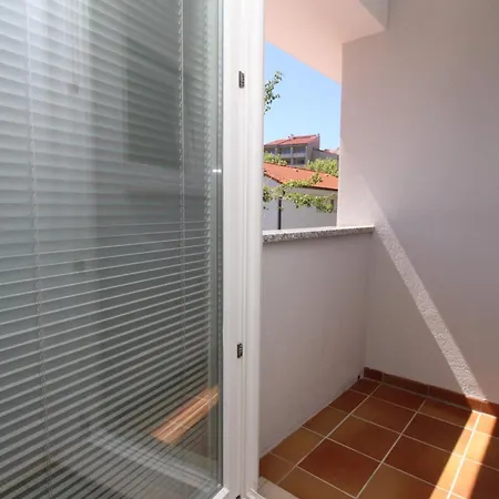 Apartman By The Sea Baska, Krk - 18771 *
